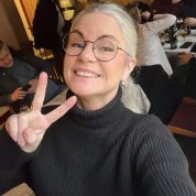 Anna, 48 years oldHeidelberg, Germany